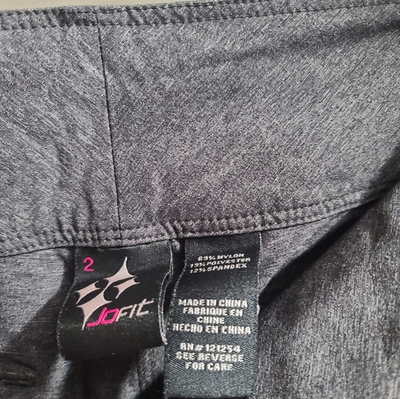 Shorts - Picture 9 of 9